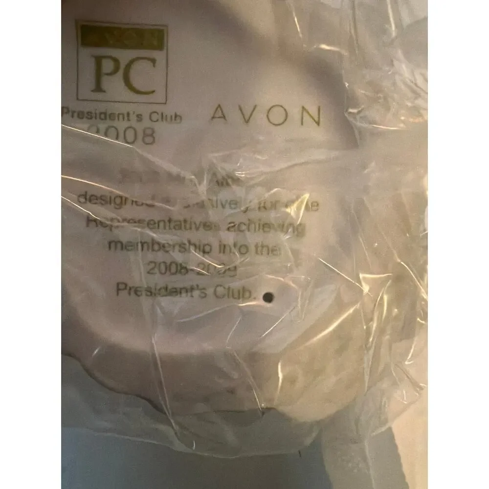 2008 Avon Mrs. Albee Award Presidents Club Porcelain Full Figurine With Box